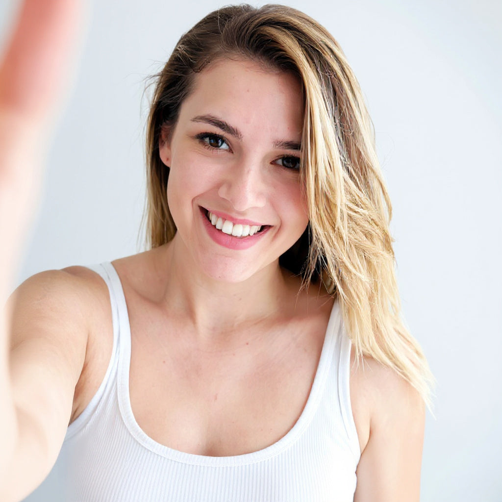 LipTeaser Hybrid Lip Balm